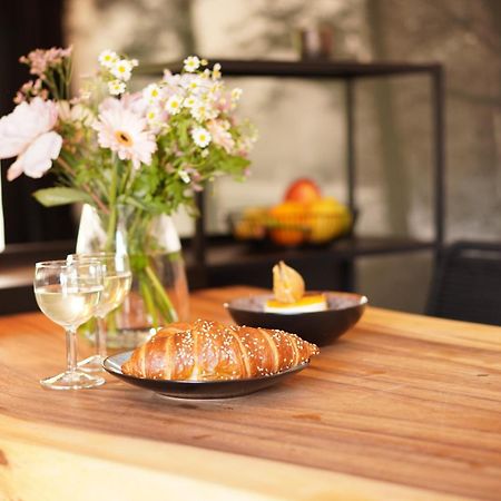 Stay At Smilla - Boutique Apartments Mit Kueche - Parken - Klima - Netflix - Waschmaschine Wiesbaden Kültér fotó