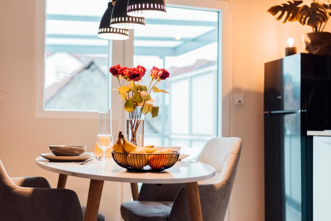 Stay At Smilla - Boutique Apartments Mit Kueche - Parken - Klima - Netflix - Waschmaschine Wiesbaden Kültér fotó