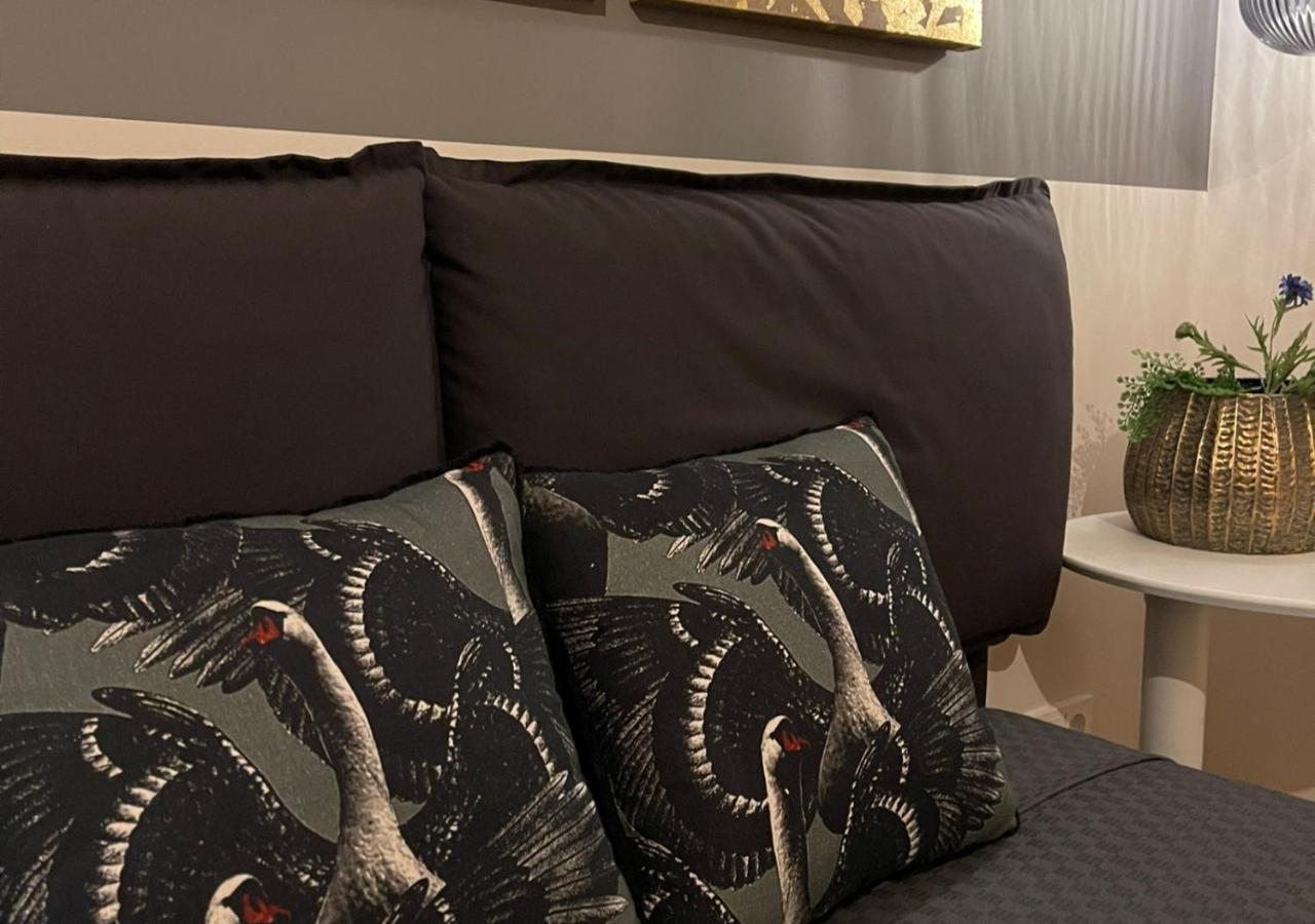 Stay At Smilla - Boutique Apartments Mit Kueche - Parken - Klima - Netflix - Waschmaschine Wiesbaden Kültér fotó