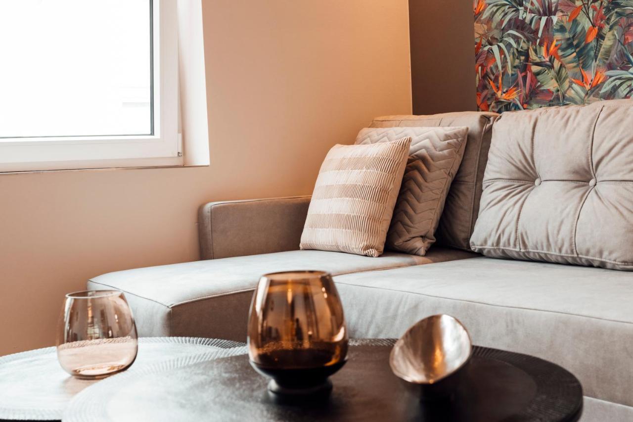Stay At Smilla - Boutique Apartments Mit Kueche - Parken - Klima - Netflix - Waschmaschine Wiesbaden Kültér fotó
