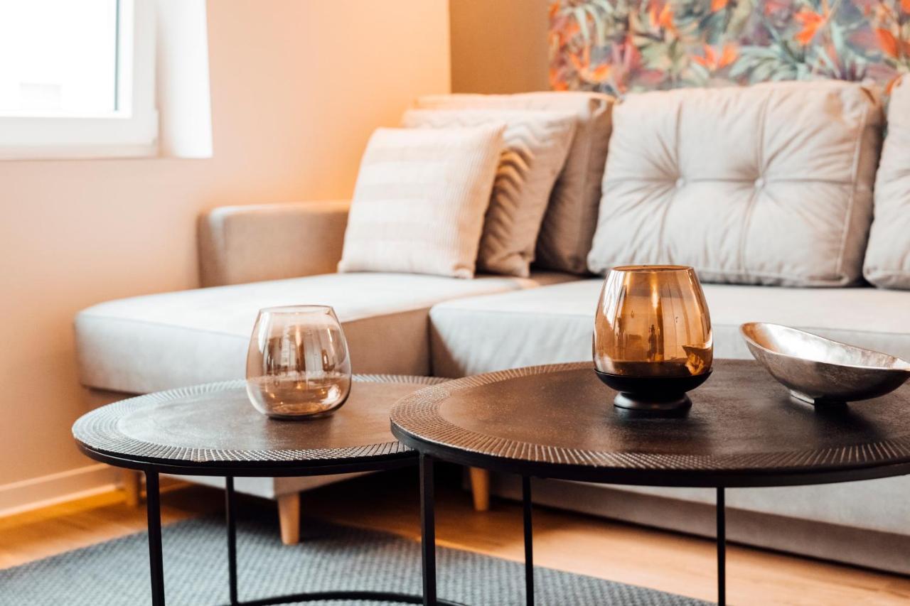 Stay At Smilla - Boutique Apartments Mit Kueche - Parken - Klima - Netflix - Waschmaschine Wiesbaden Kültér fotó