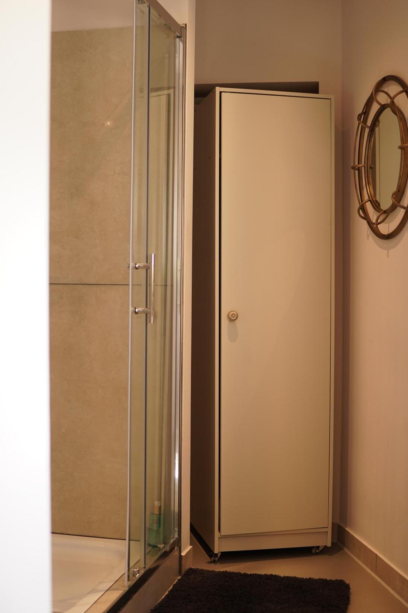 Stay At Smilla - Boutique Apartments Mit Kueche - Parken - Klima - Netflix - Waschmaschine Wiesbaden Szoba fotó